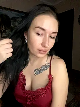 Roxana Bell online show from November 2025 06:52:02 PM