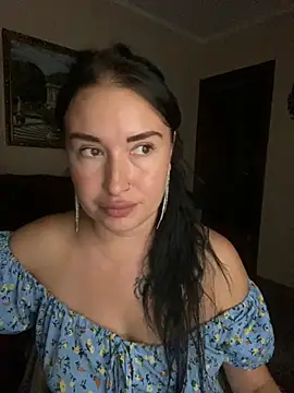 Snapshot of Roxana_Bell chatting on July 2026 04:50:01 PM Roxana Bell online show from July 2026 04:50:01 PM