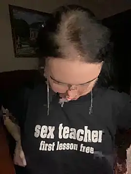 Roxana Bell online show from April 2026 05:39:01 PM