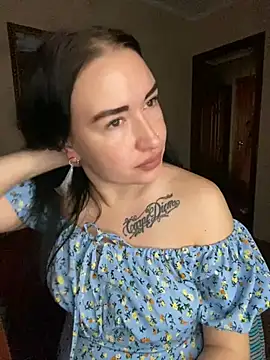 Roxana Bell online show from April 2026 07:56:01 AM