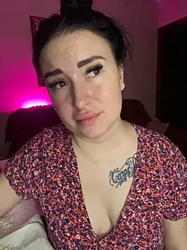 Roxana Bell online show from March 2025 01:25:02 AM