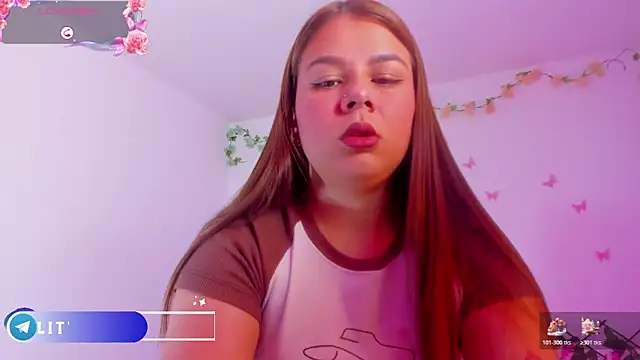 Snapshot of little_tifanny82 chatting on February 2026 01:29:01 PM little tifanny82 online show from February 2026 01:29:01 PM