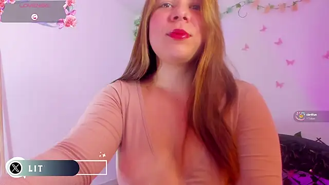 Snapshot of little_tifanny82 chatting on February 2026 06:10:02 PM little tifanny82 online show from February 2026 06:10:02 PM