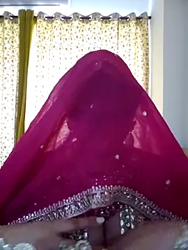 Snapshot of Blossam_07 chatting on November 2025 09:58:01 AM Blossam 07 online show from November 2025 09:58:01 AM