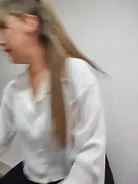 tata laima   online show from November 2025 04:22:01 PM