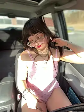 urpuppymoon online show from March 2026 08:47:01 PM