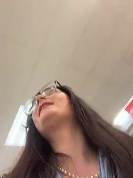 urpuppymoon online show from March 2026 07:21:02 PM