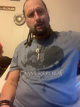 Snapshot of BobbyQ29 chatting on November 2025 12:00:01 AM BobbyQ29 online show from November 2025 12:00:01 AM