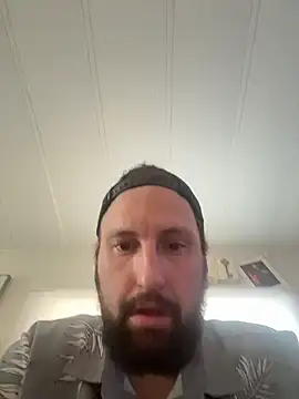 BobbyQ29 online show from April 2026 05:30:01 PM