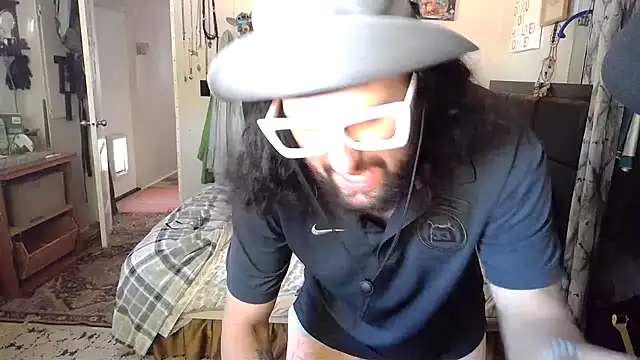 BobbyQ29 online show from April 2026 05:26:01 PM