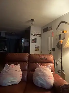 BobbyQ29 online show from March 2026 05:24:02 AM