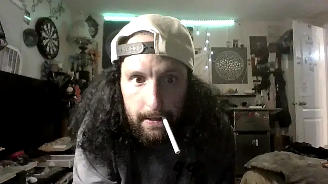 BobbyQ29 online show from March 2026 02:04:02 AM