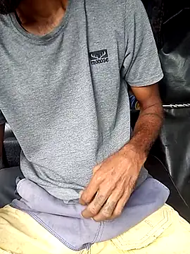 DulajThushara2468 online show from February 2026 03:18:02 AM