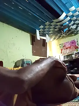 DulajThushara2468 online show from December 2025 04:12:02 AM