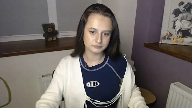 Caramel bunny online show from November 2025 01:22:02 PM