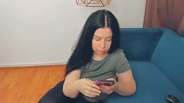 LayaFlow online show from July 2026 07:30:02 AM