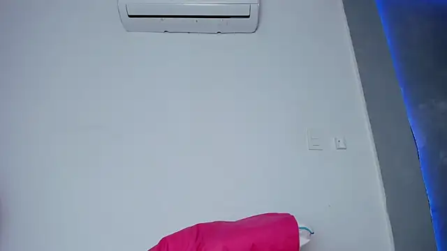 Snapshot of Alexxxholy chatting on January 2026 02:02:01 PM Alexxxholy online show from January 2026 02:02:01 PM