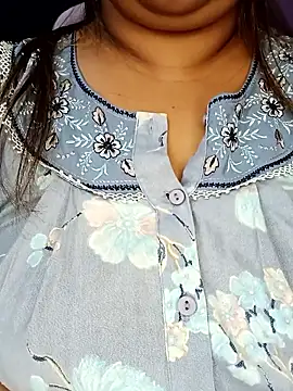 Ravina patil1 online show from November 2025 07:28:02 PM