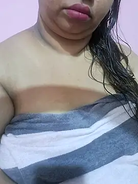 Snapshot of Ravina_patil1 chatting on July 2026 03:59:01 AM Ravina patil1 online show from July 2026 03:59:01 AM