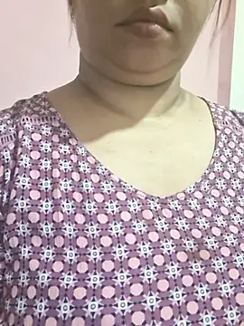 Snapshot of Ravina_patil1 chatting on March 2026 07:03:01 PM Ravina patil1 online show from March 2026 07:03:01 PM