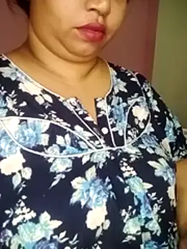 Ravina patil1 online show from April 2026 01:35:02 PM
