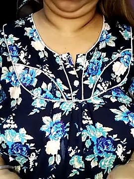 Ravina patil1 online show from October 2025 12:25:02 PM