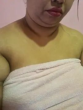 Snapshot of Ravina_patil1 chatting on July 2026 04:34:02 AM Ravina patil1 online show from July 2026 04:34:02 AM
