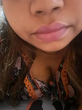 Ravina patil1 online show from October 2025 11:11:02 AM