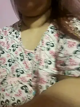 Snapshot of Ravina_patil1 chatting on April 2026 06:44:02 PM Ravina patil1 online show from April 2026 06:44:02 PM