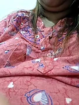 Ravina patil1 online show from November 2025 07:07:01 PM