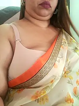 Snapshot of Ravina_patil1 chatting on June 2026 12:22:01 PM Ravina patil1 online show from June 2026 12:22:01 PM
