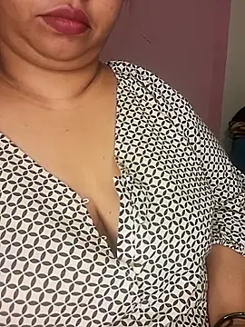 Snapshot of Ravina_patil1 chatting on March 2026 04:29:02 PM Ravina patil1 online show from March 2026 04:29:02 PM