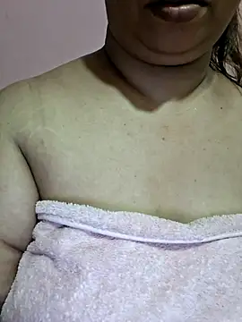 Snapshot of Ravina_patil1 chatting on March 2026 07:57:02 PM Ravina patil1 online show from March 2026 07:57:02 PM