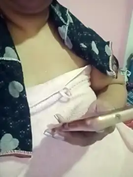 Snapshot of Ravina_patil1 chatting on March 2026 06:24:02 AM Ravina patil1 online show from March 2026 06:24:02 AM