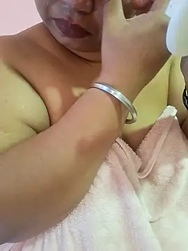 Snapshot of Ravina_patil1 chatting on March 2026 09:00:01 AM Ravina patil1 online show from March 2026 09:00:01 AM