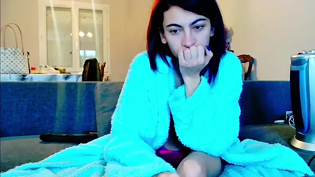 Snapshot of Fit_Yummy chatting on March 2025 08:32:01 AM Fit Yummy online show from March 2025 08:32:01 AM