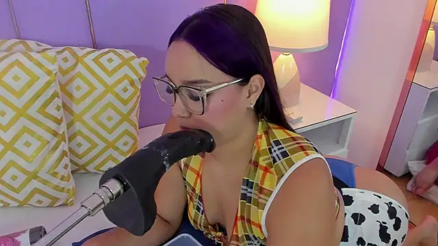 SophyRuiz  online show from February 2026 11:55:02 AM