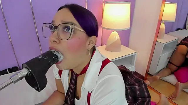 SophyRuiz  online show from November 2025 12:05:02 PM