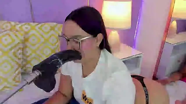 SophyRuiz  online show from February 2026 12:26:01 PM