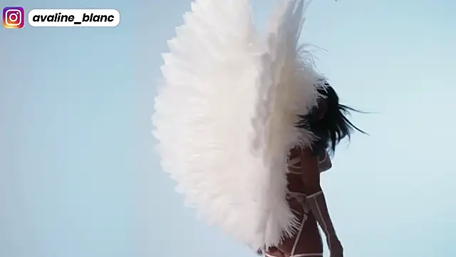 Snapshot of Avaline_Blancx chatting on March 2025 12:56:02 PM Avaline Blancx online show from March 2025 12:56:02 PM