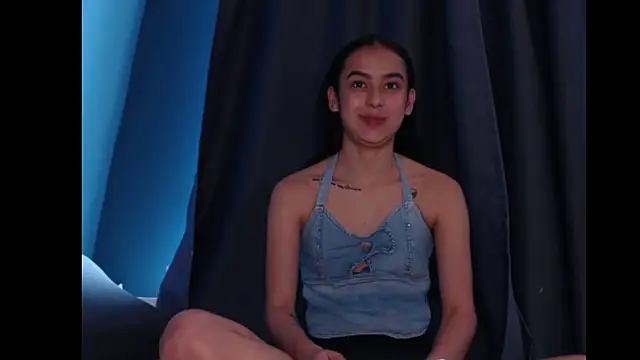 Snapshot of ValeryBaker_ chatting on October 2025 12:28:01 PM ValeryBaker  online show from October 2025 12:28:01 PM