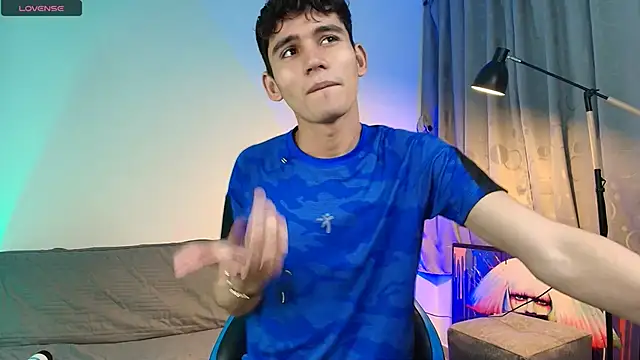 EstebanPerez  online show from March 2025 02:39:01 PM