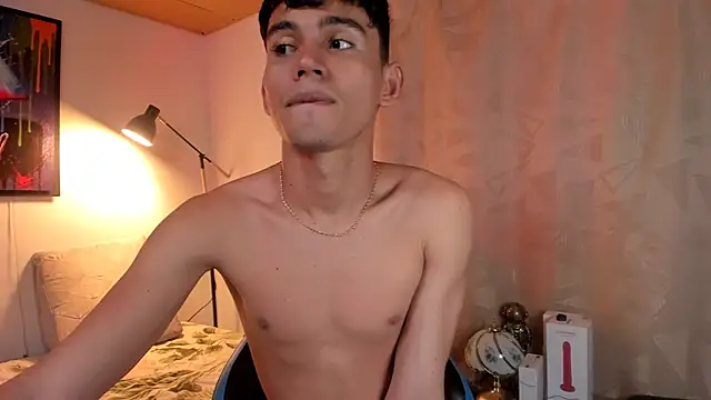 EstebanPerez  online show from February 2025 10:58:01 PM