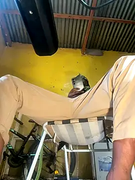 Snapshot of Maskman941 chatting on October 2025 02:05:01 PM Maskman941 online show from October 2025 02:05:01 PM