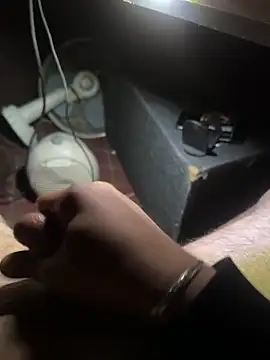 Snapshot of lazoglu0061 chatting on March 2025 04:04:01 PM lazoglu0061 online show from March 2025 04:04:01 PM