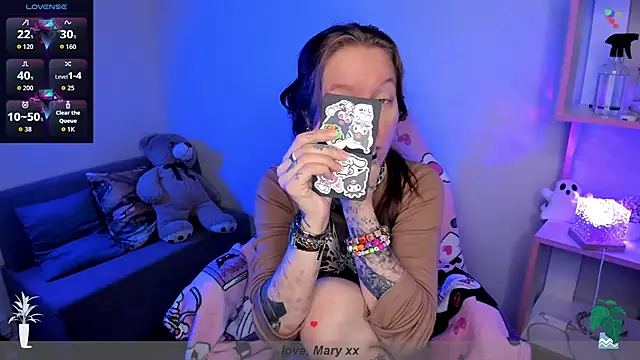 Mary Xextra online show from November 2025 01:21:02 AM