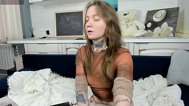 Mary Xextra online show from April 2026 09:34:02 AM