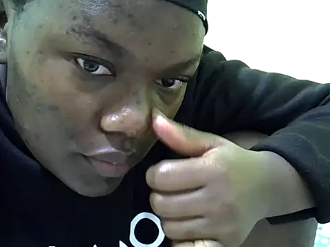 candililie online show from April 2026 12:17:01 AM