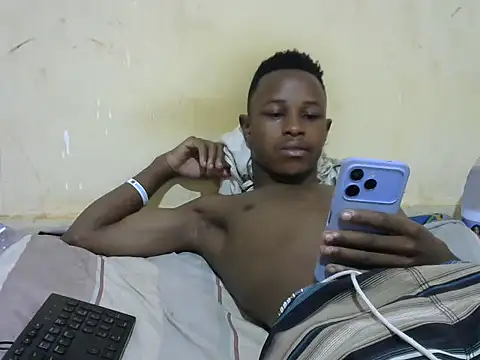 Snapshot of swthairydic chatting on November 2025 09:01:01 AM swthairydic online show from November 2025 09:01:01 AM