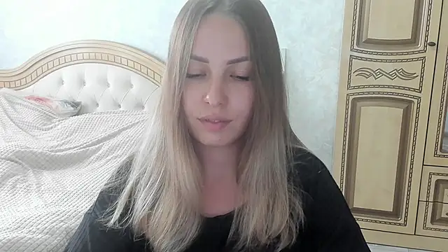Snapshot of Mia_shy1 chatting on October 2025 10:04:01 AM Mia shy1 online show from October 2025 10:04:01 AM